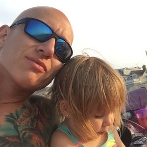 Meet your Posher, Jay jay